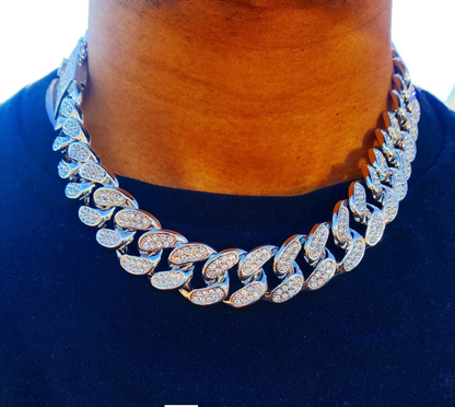 Premium 12mm Iced Out Cuban Link Chain - VVS-1 Lab Grown Diamonds In 18K White Gold